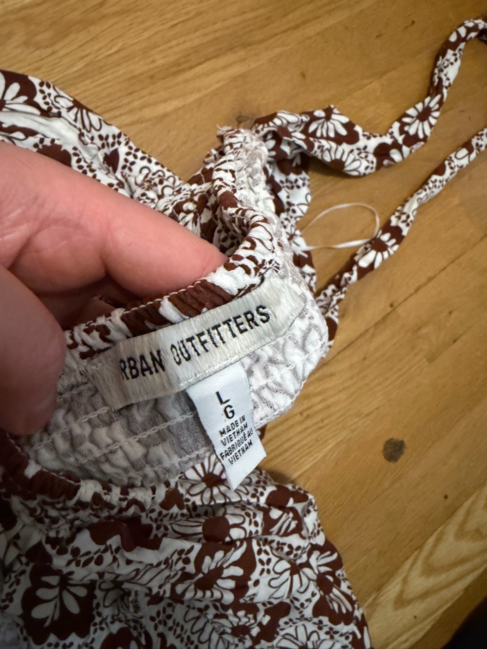 Urban Outfitters UO Lady Printed Floral Halter Mini Dress Size L - Picture 4 of 8